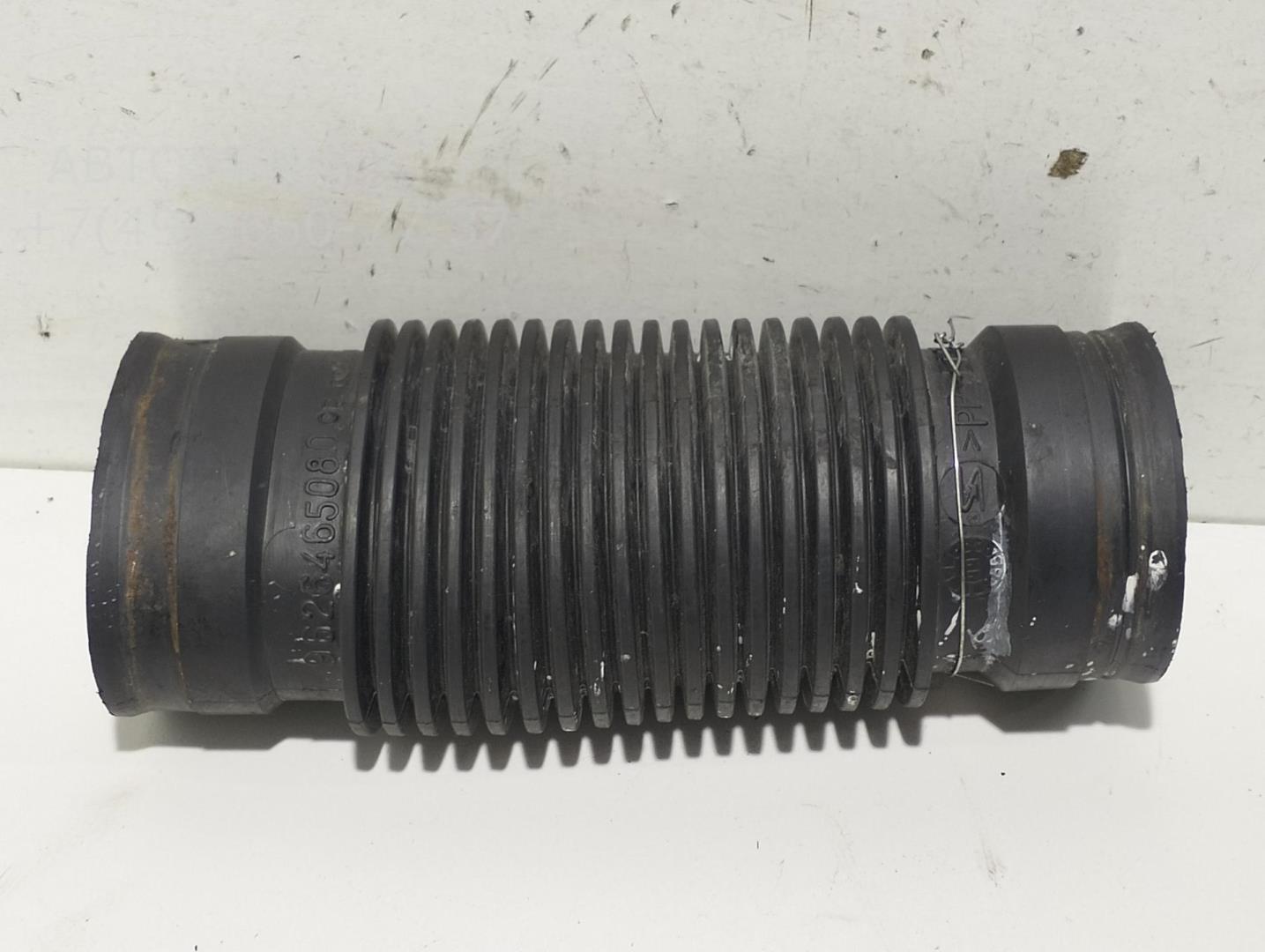 Трубка топливная