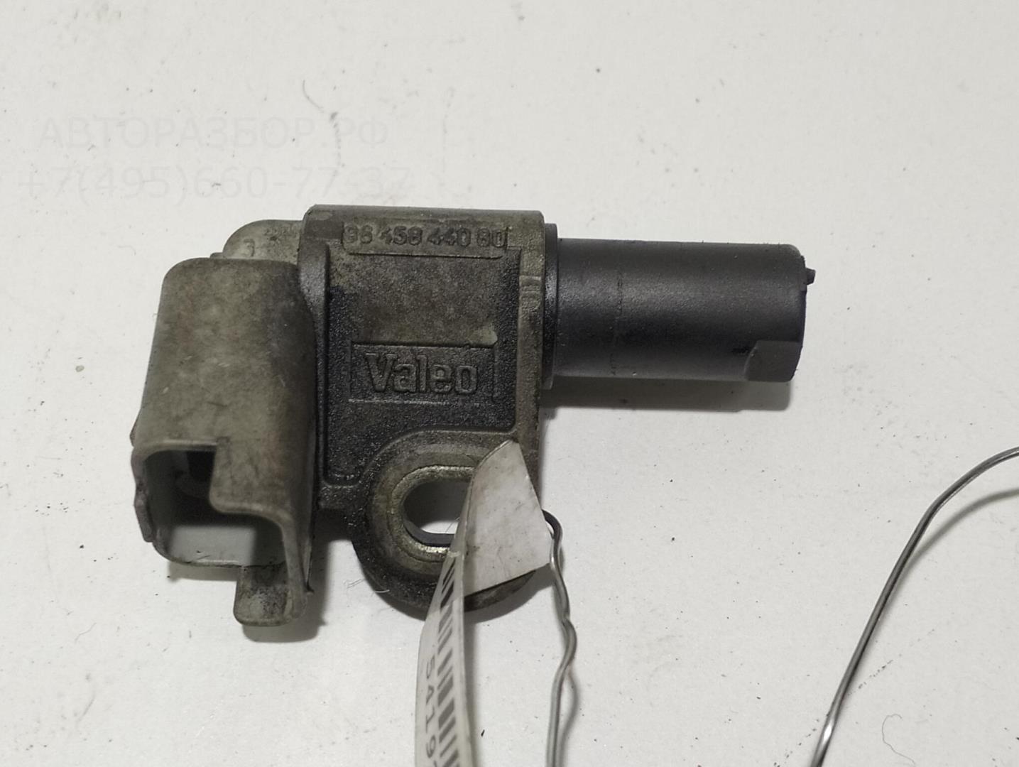 Датчик положения распредвала