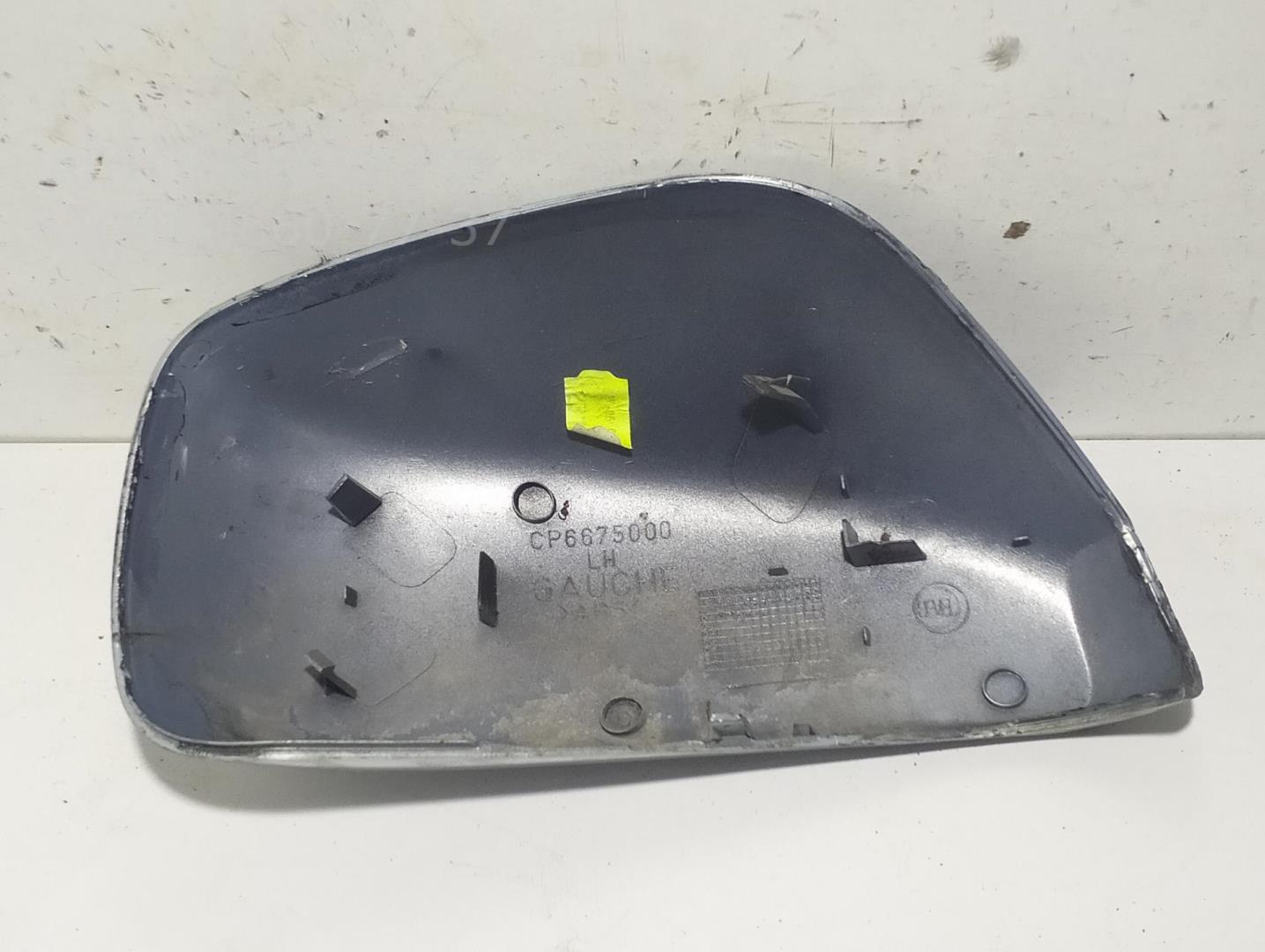 Накладка зеркала левого