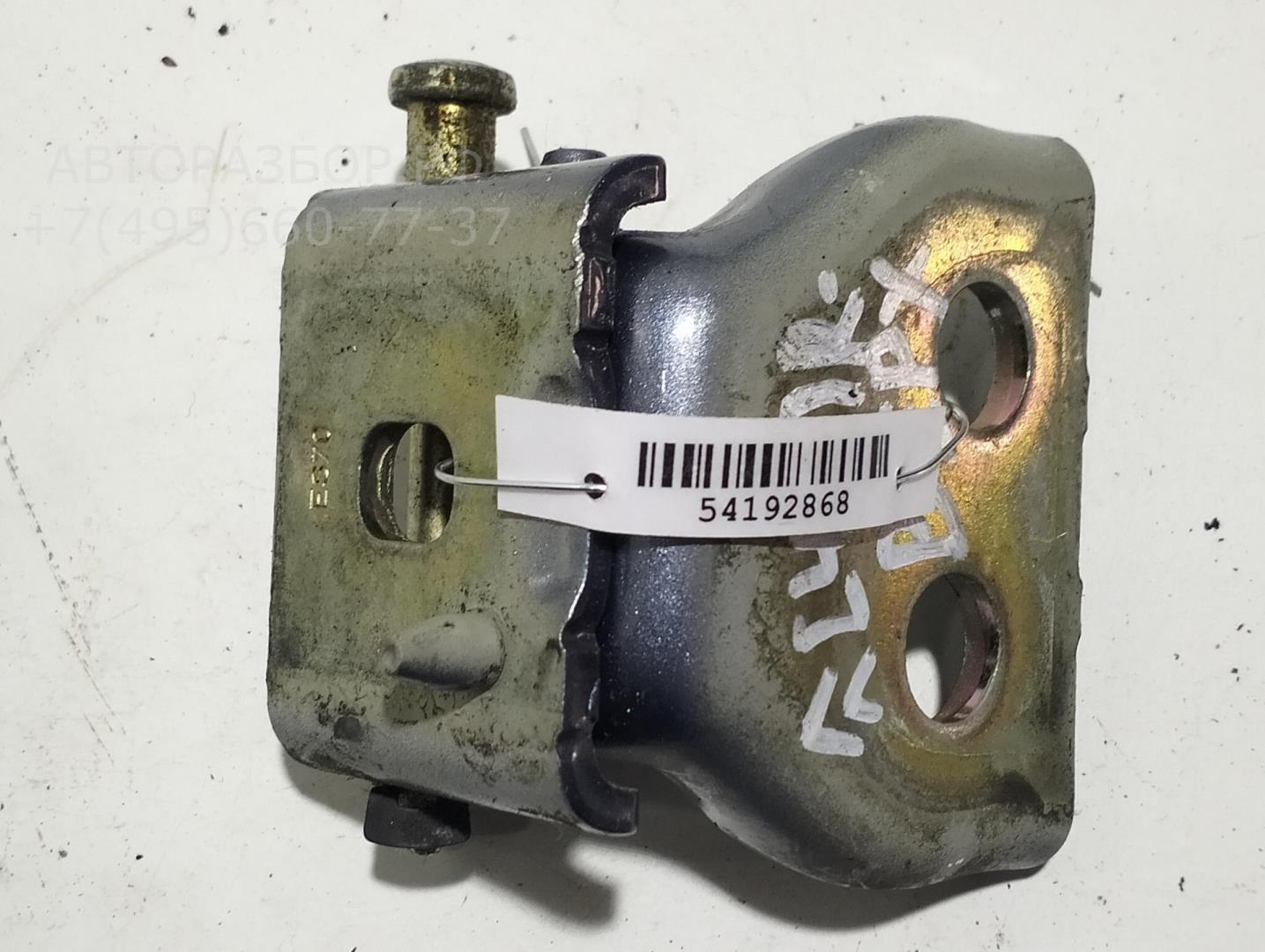 Петля двери