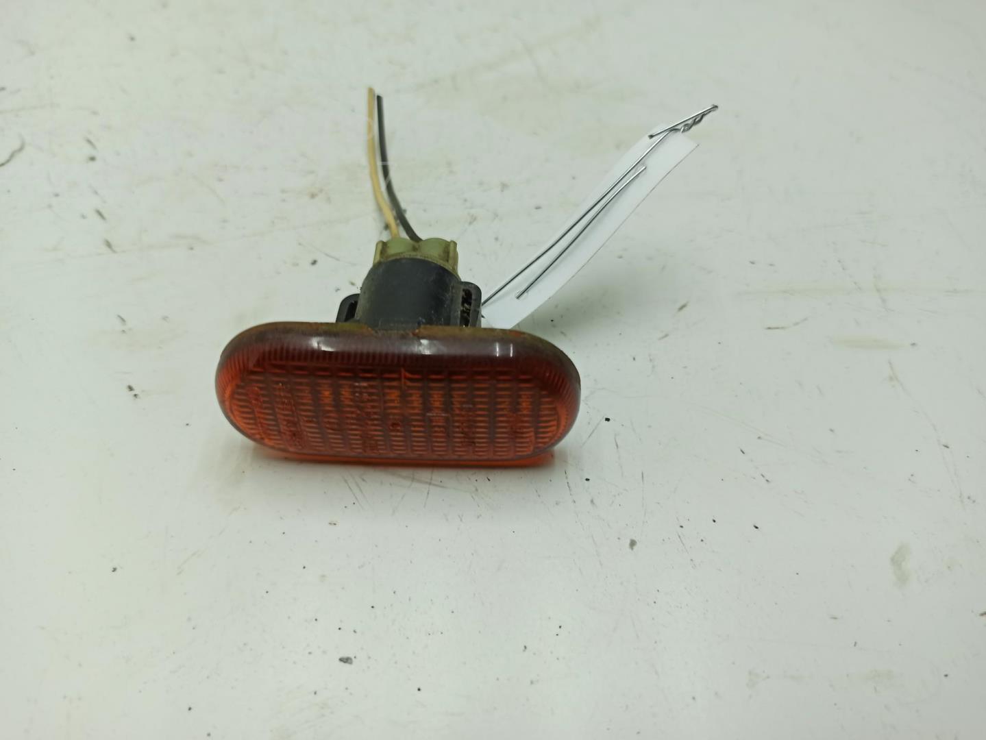 Указатель поворота правый