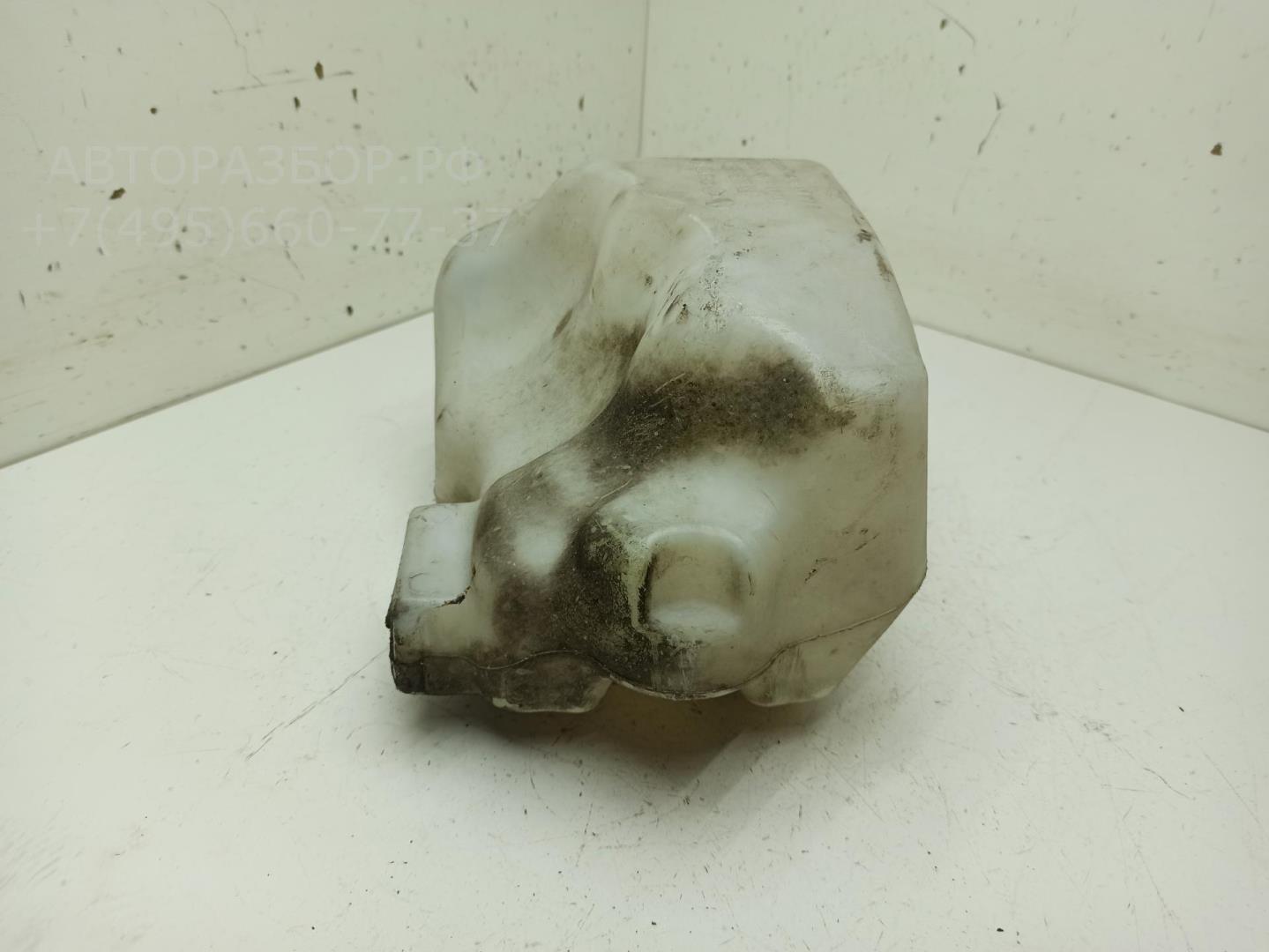 Бачок омывателя лобового стекла