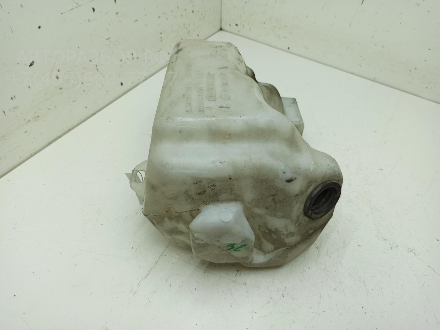 Бачок омывателя лобового стекла