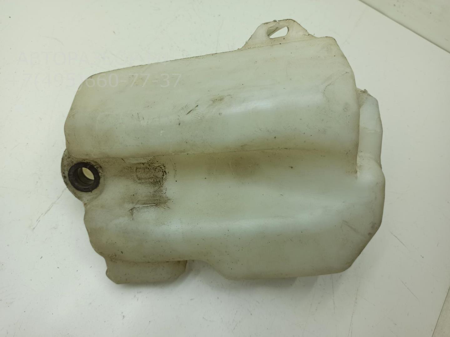 Бачок омывателя лобового стекла