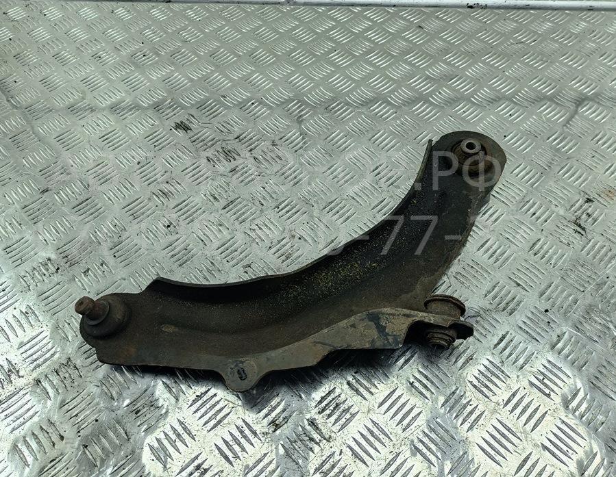 Рычаг передний правый