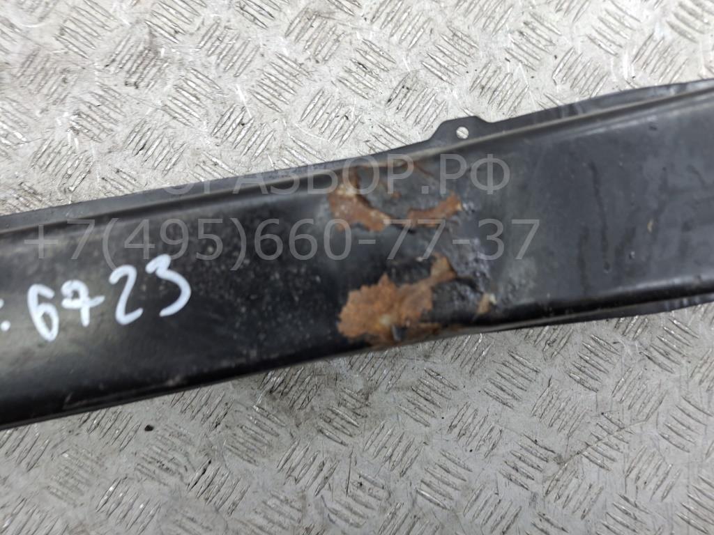 Усилитель переднего бампера