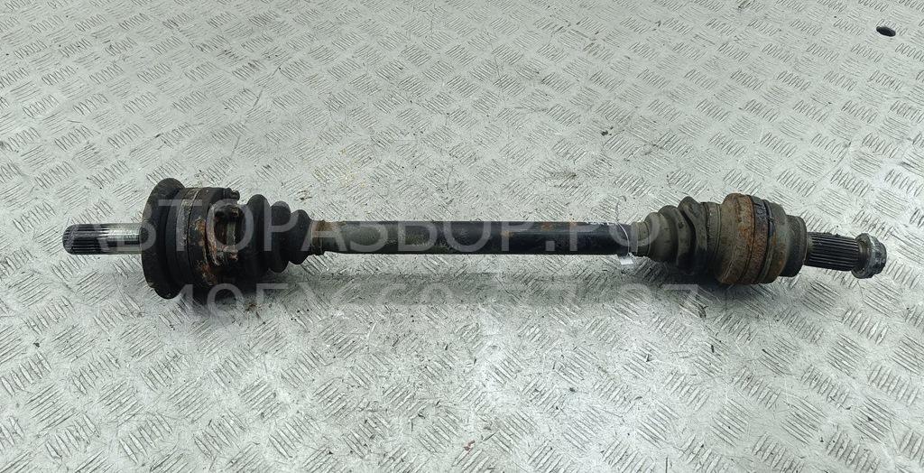 Полуось задняя