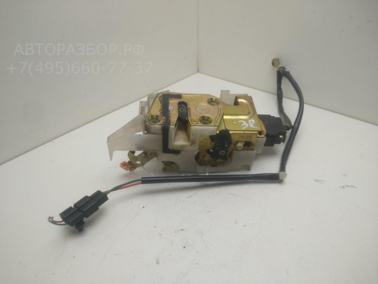 Замок двери задней правой