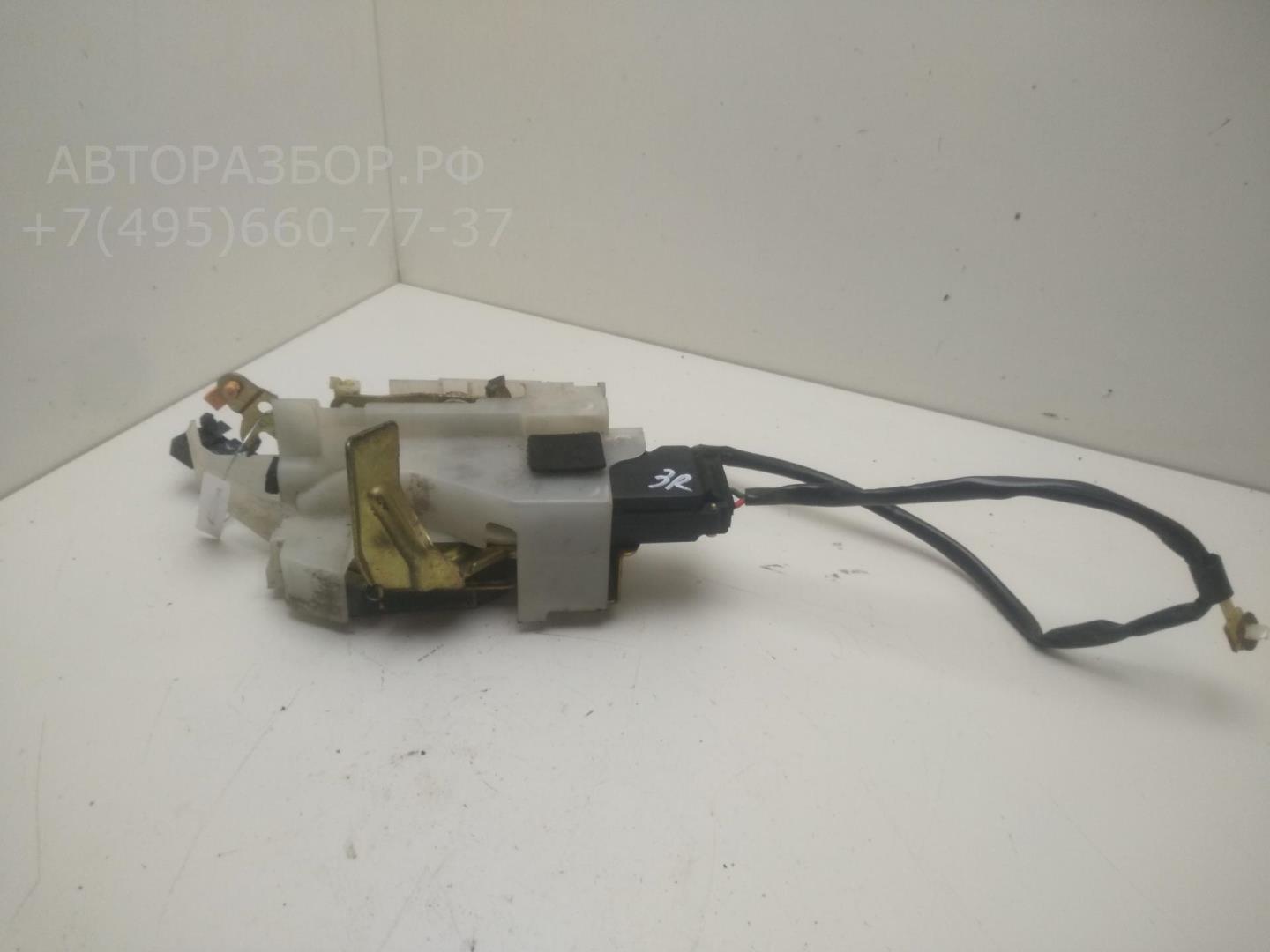 Замок двери задней правой