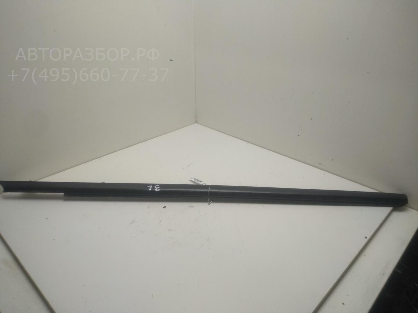 Накладка стекла заднего левого