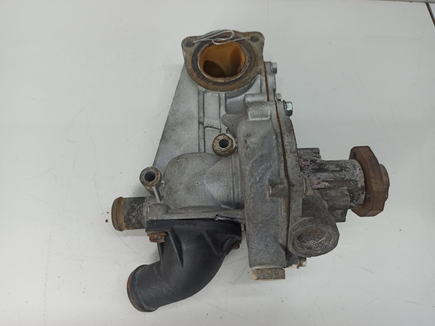 Насос водяной (помпа)