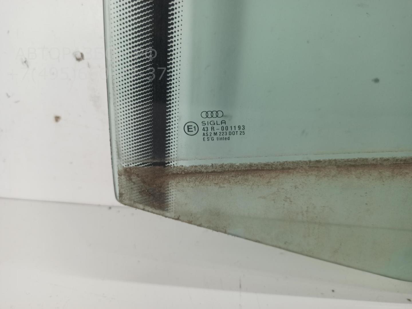 Стекло двери задней левой