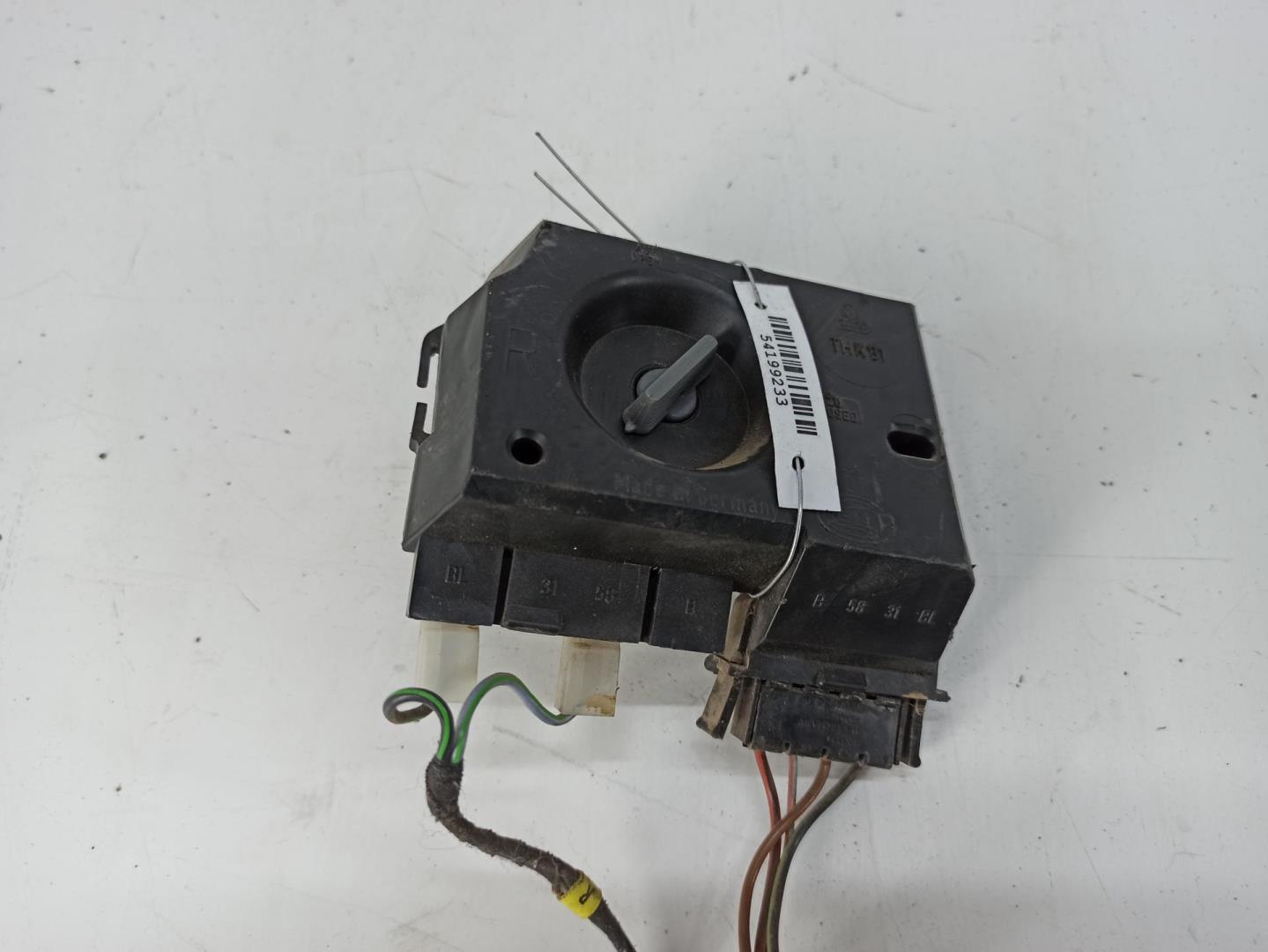 Плата заднего фонаря правого