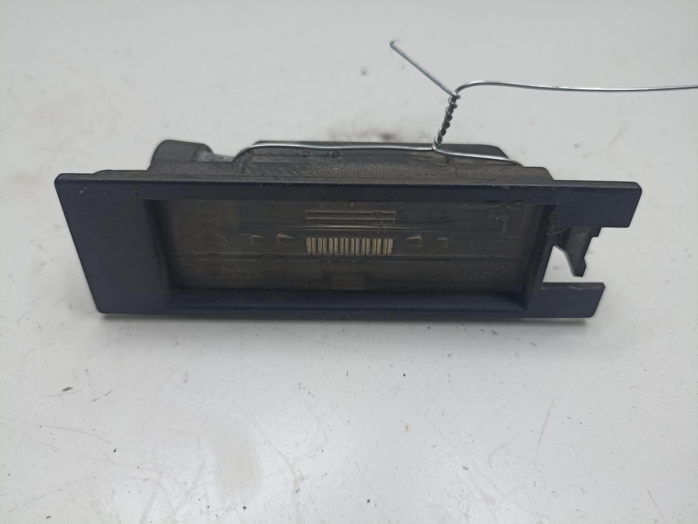 Фонарь подсветки номера