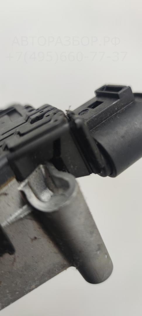 Моторчик стеклоочистителя передний