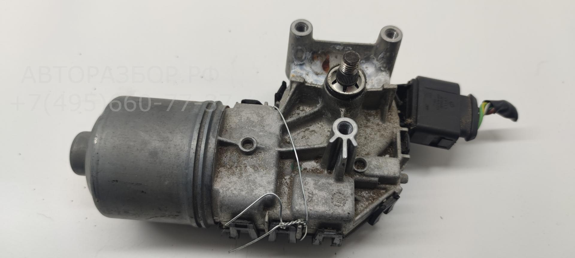 Моторчик стеклоочистителя передний