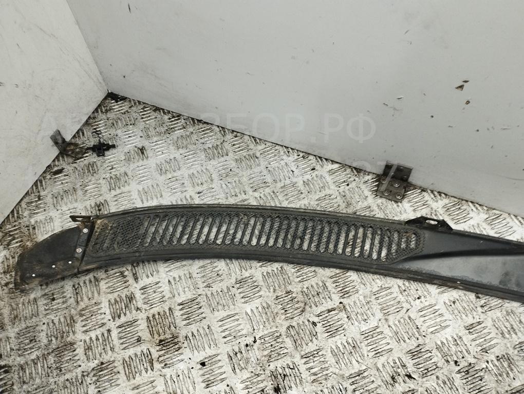 Решетка стеклоочистителей (Жабо)