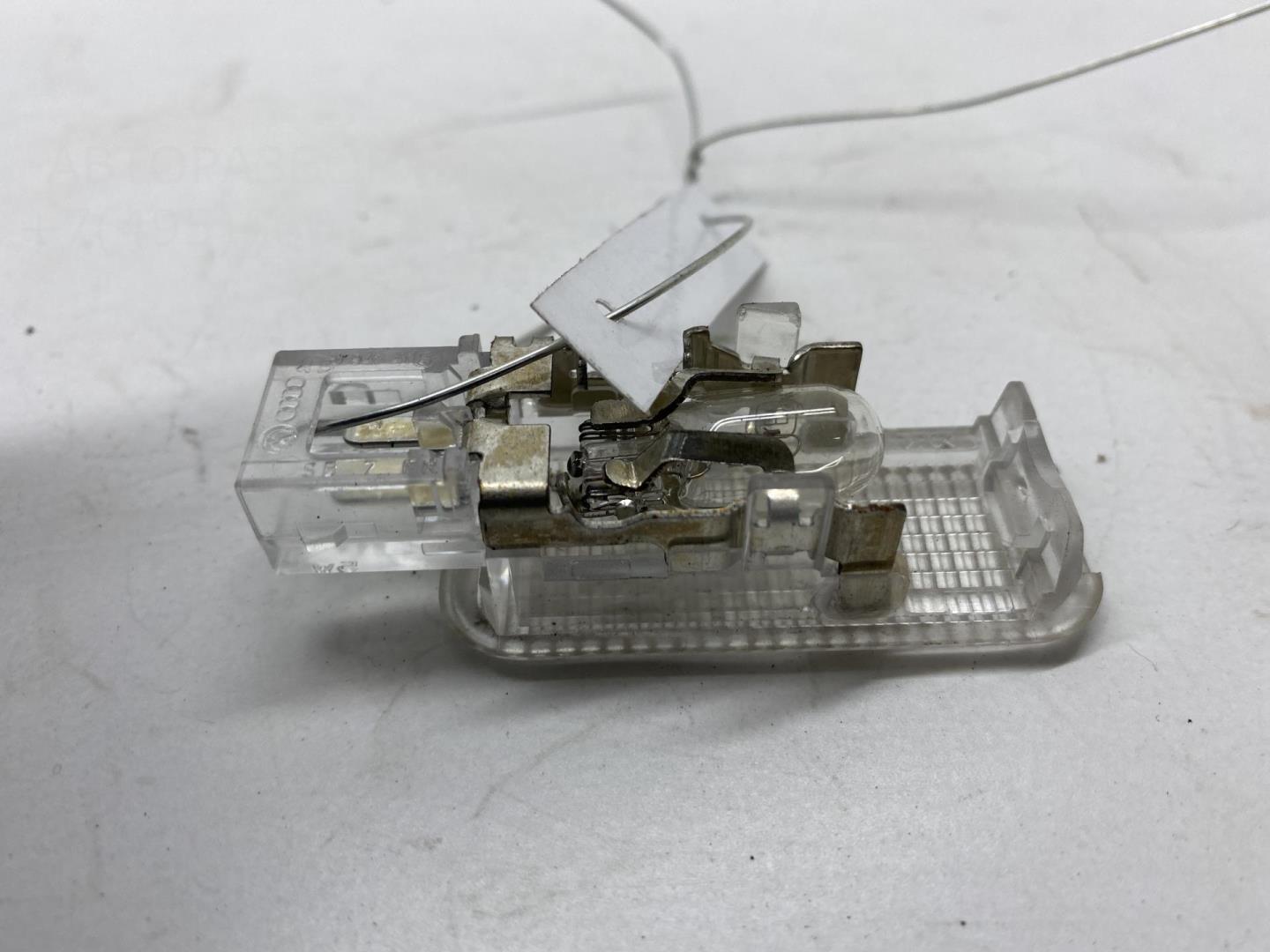 Плафон салонный