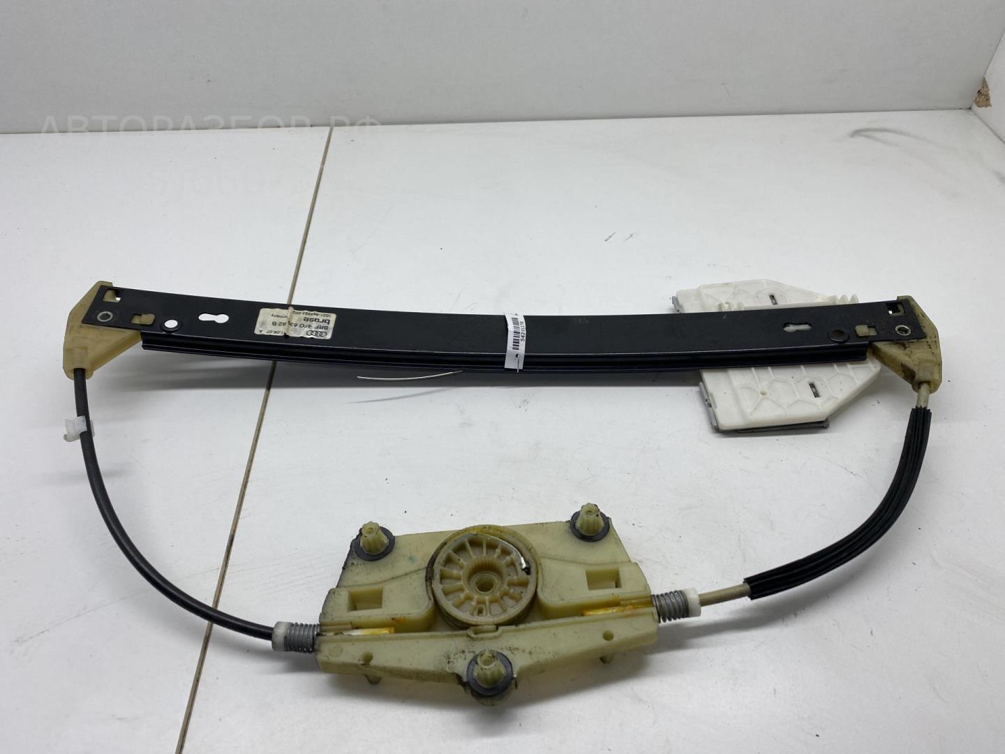 Стеклоподъемник электр. задний правый