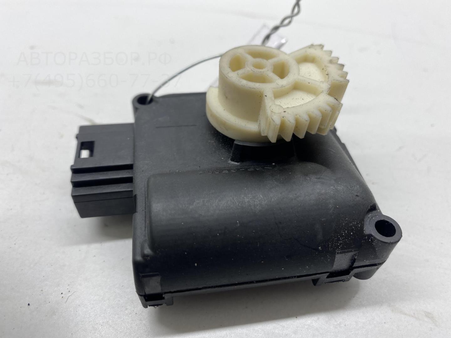 Моторчик заслонки печки