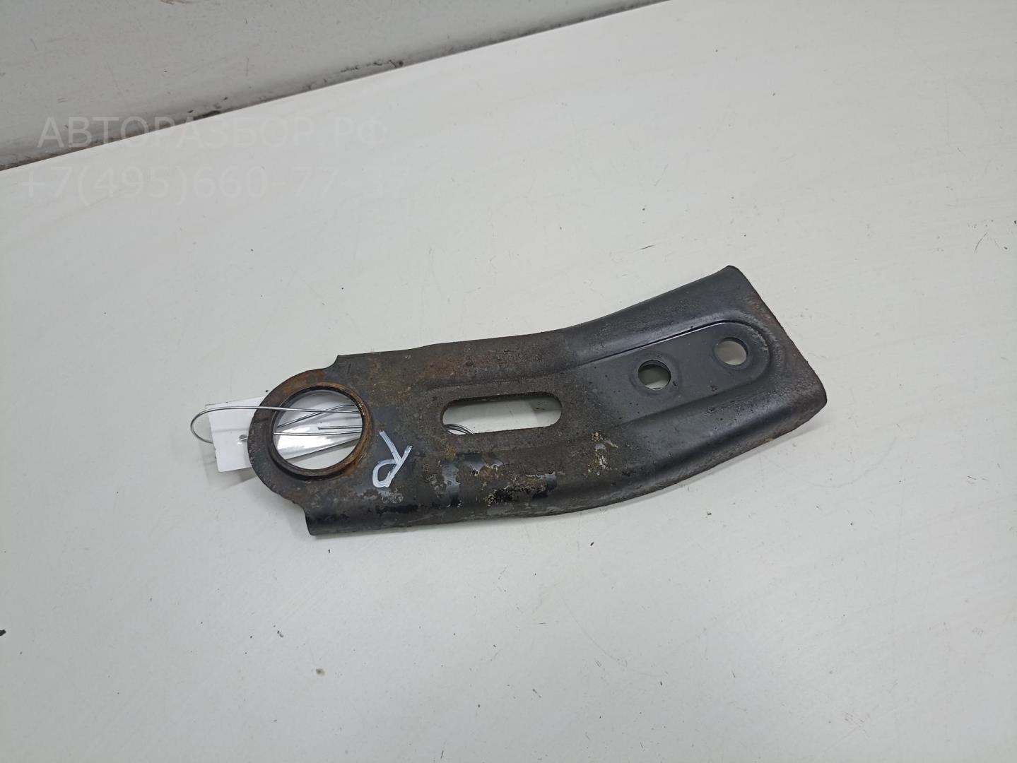 Кронштейн радиатора