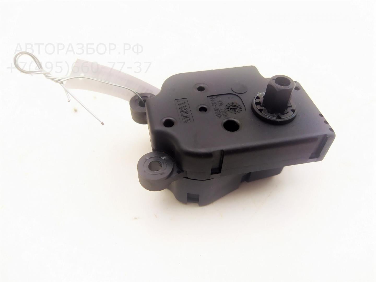 Моторчик заслонки печки