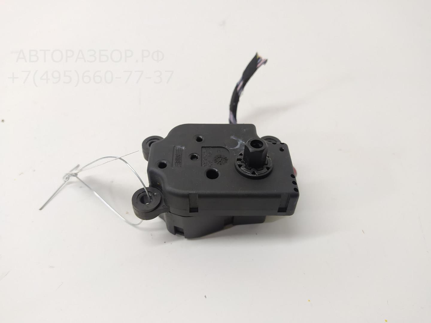 Моторчик заслонки печки