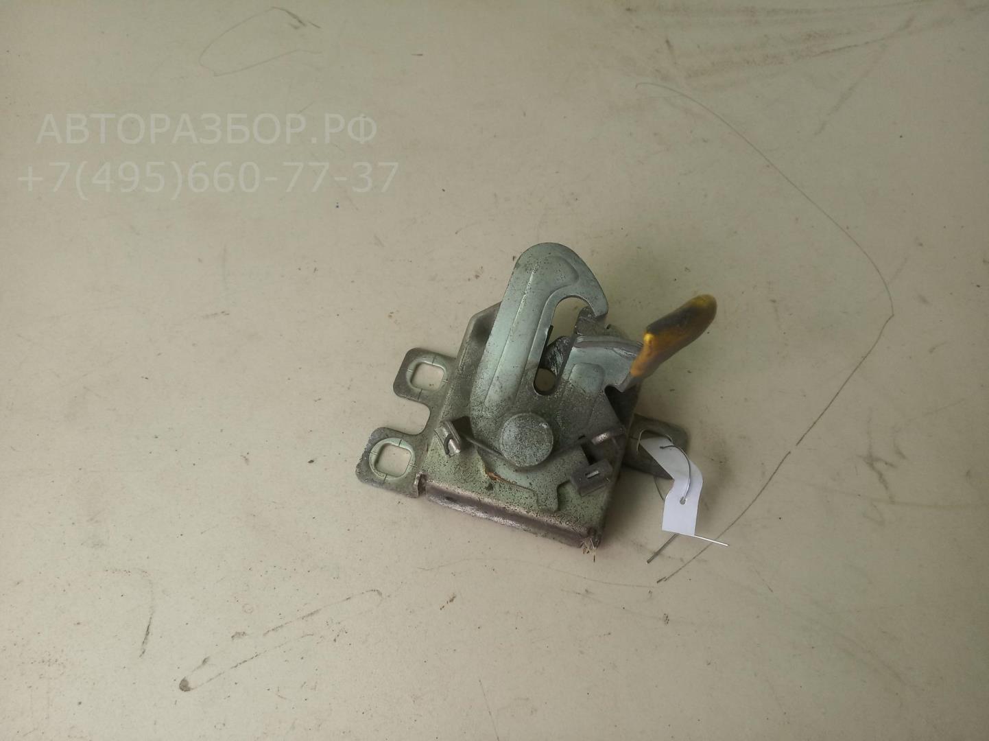 Замок капота