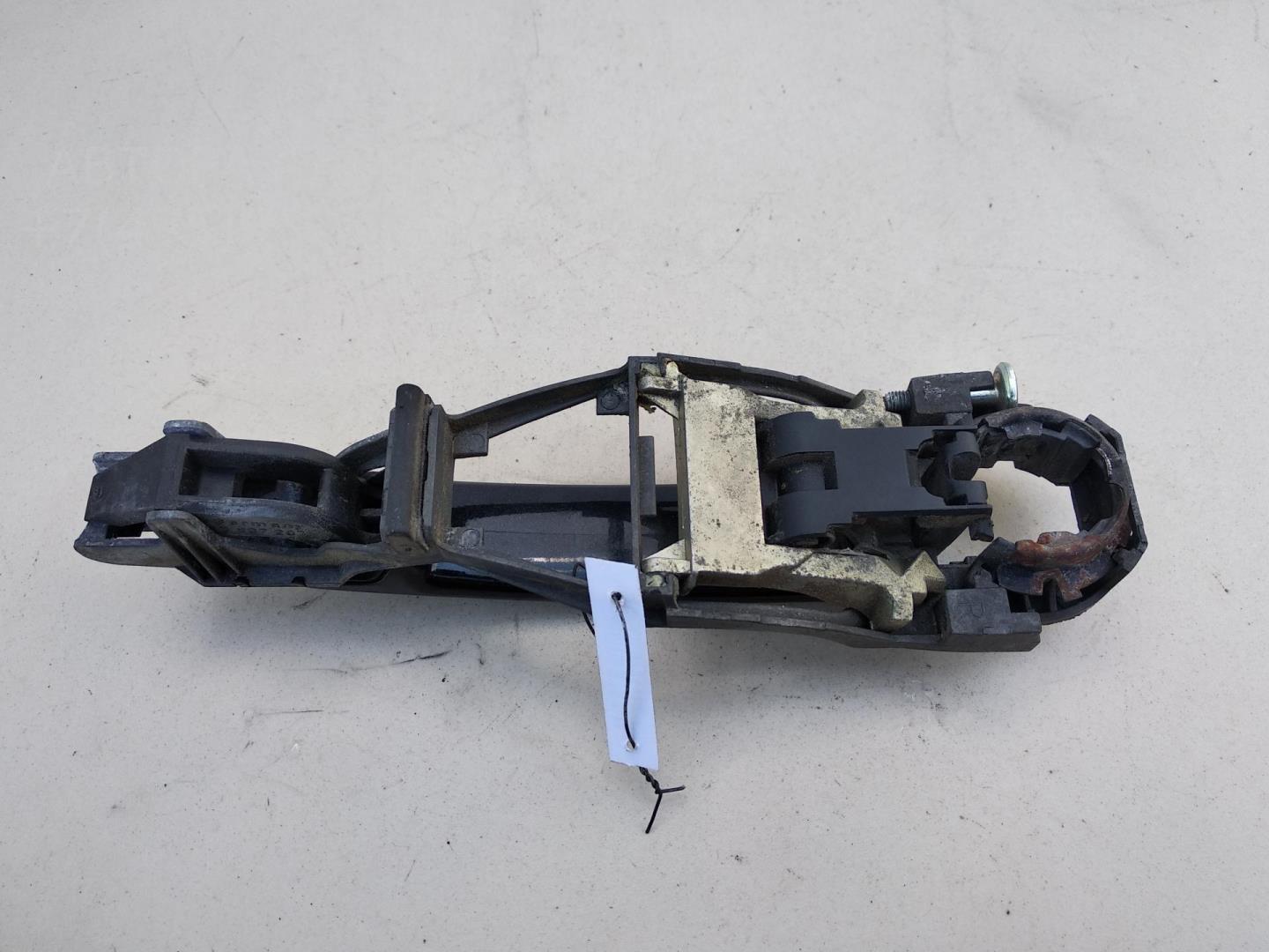 Ручка двери задней наружная левая