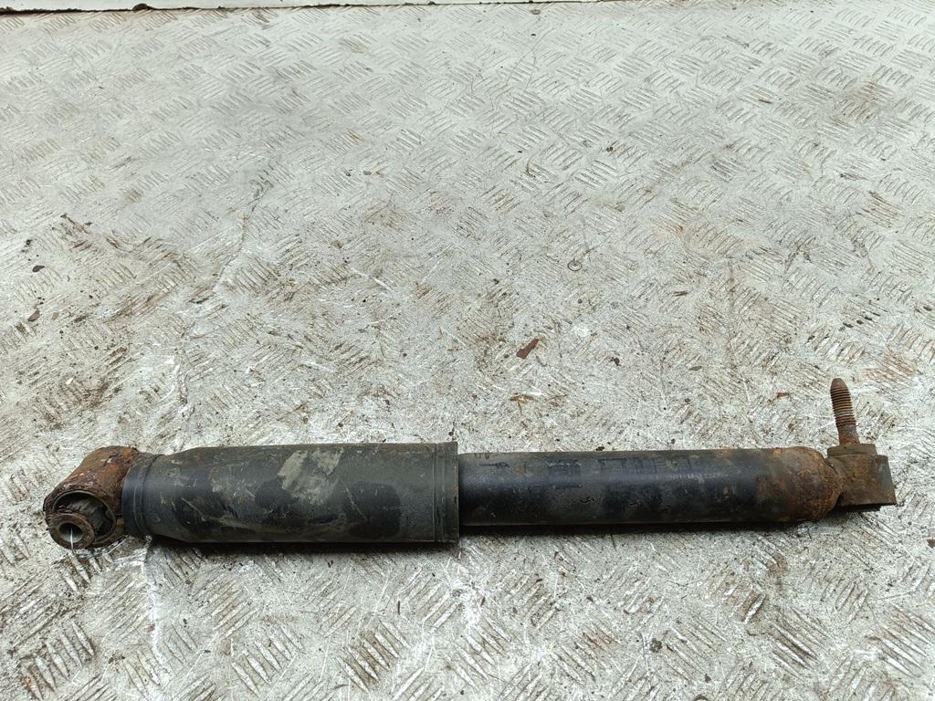 Амортизатор задний правый