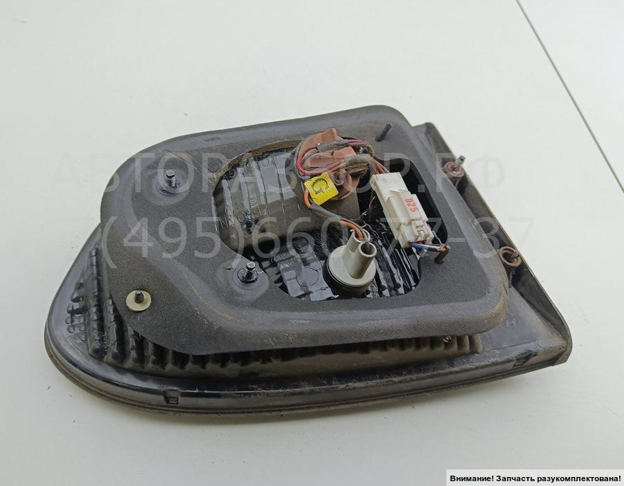 Фонарь задний внутренний правый