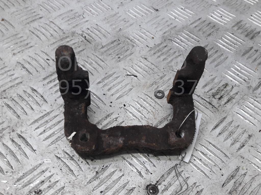 Скоба суппорта заднего