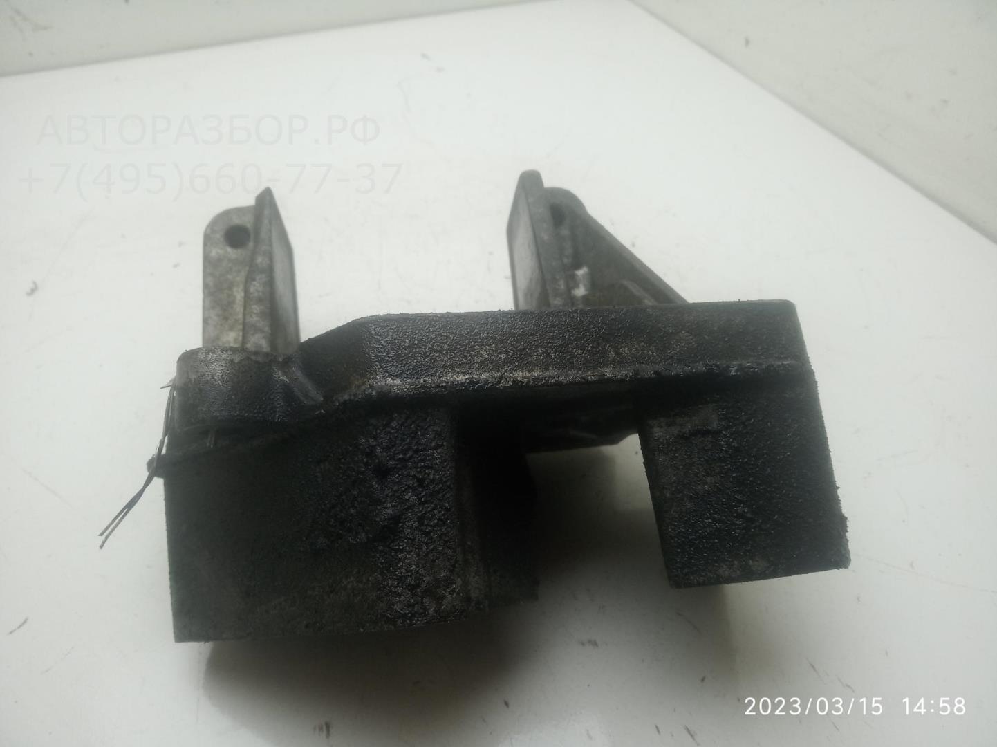 Опора двигателя