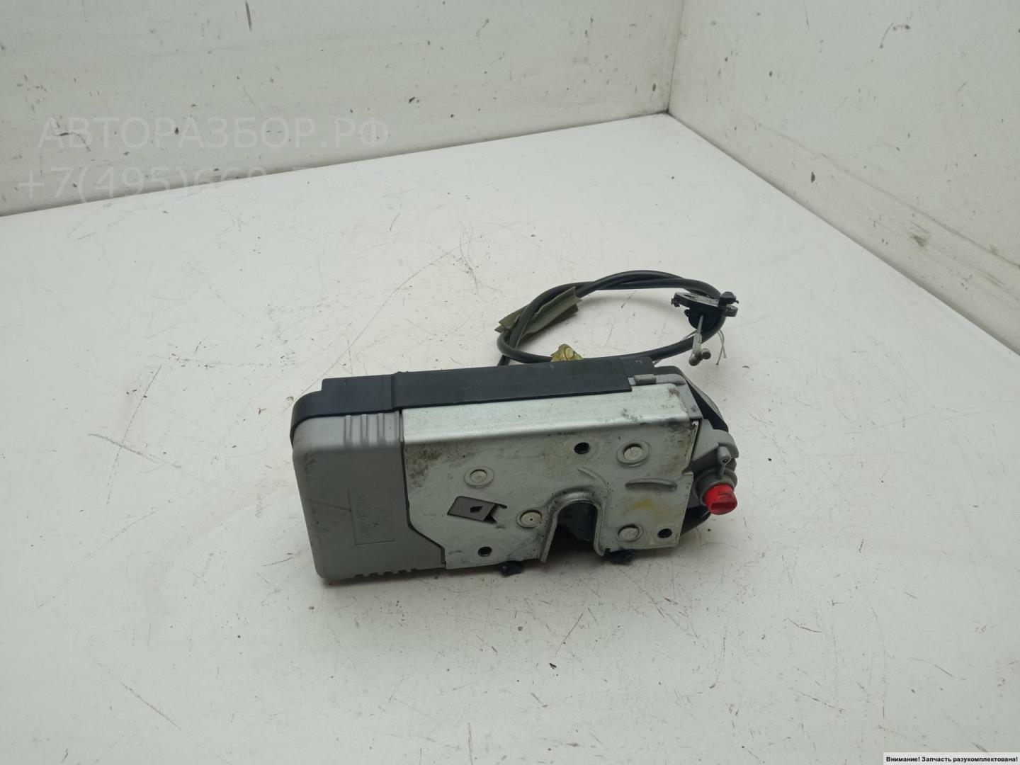 Замок двери задней правой