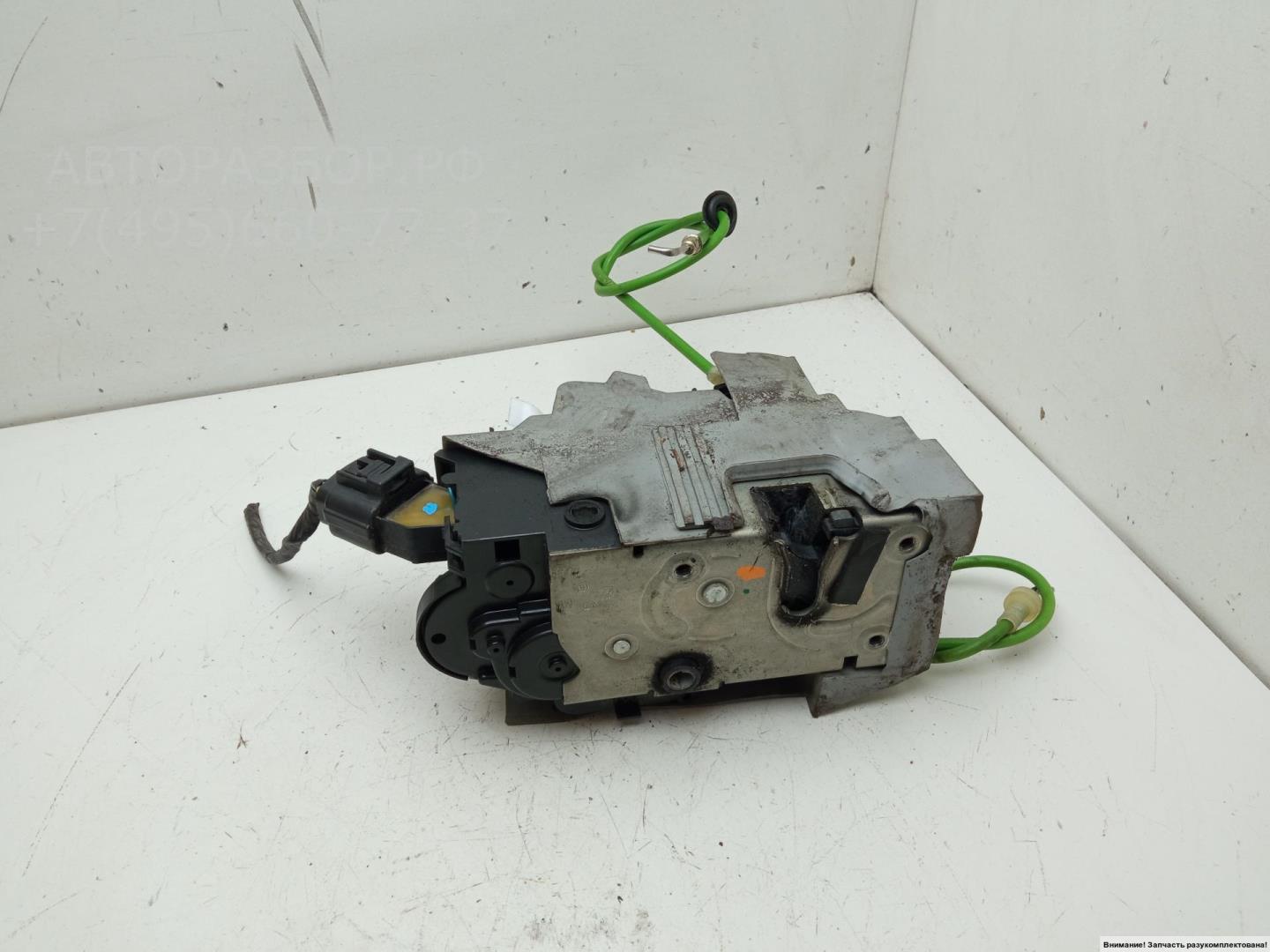 Замок двери задней правой