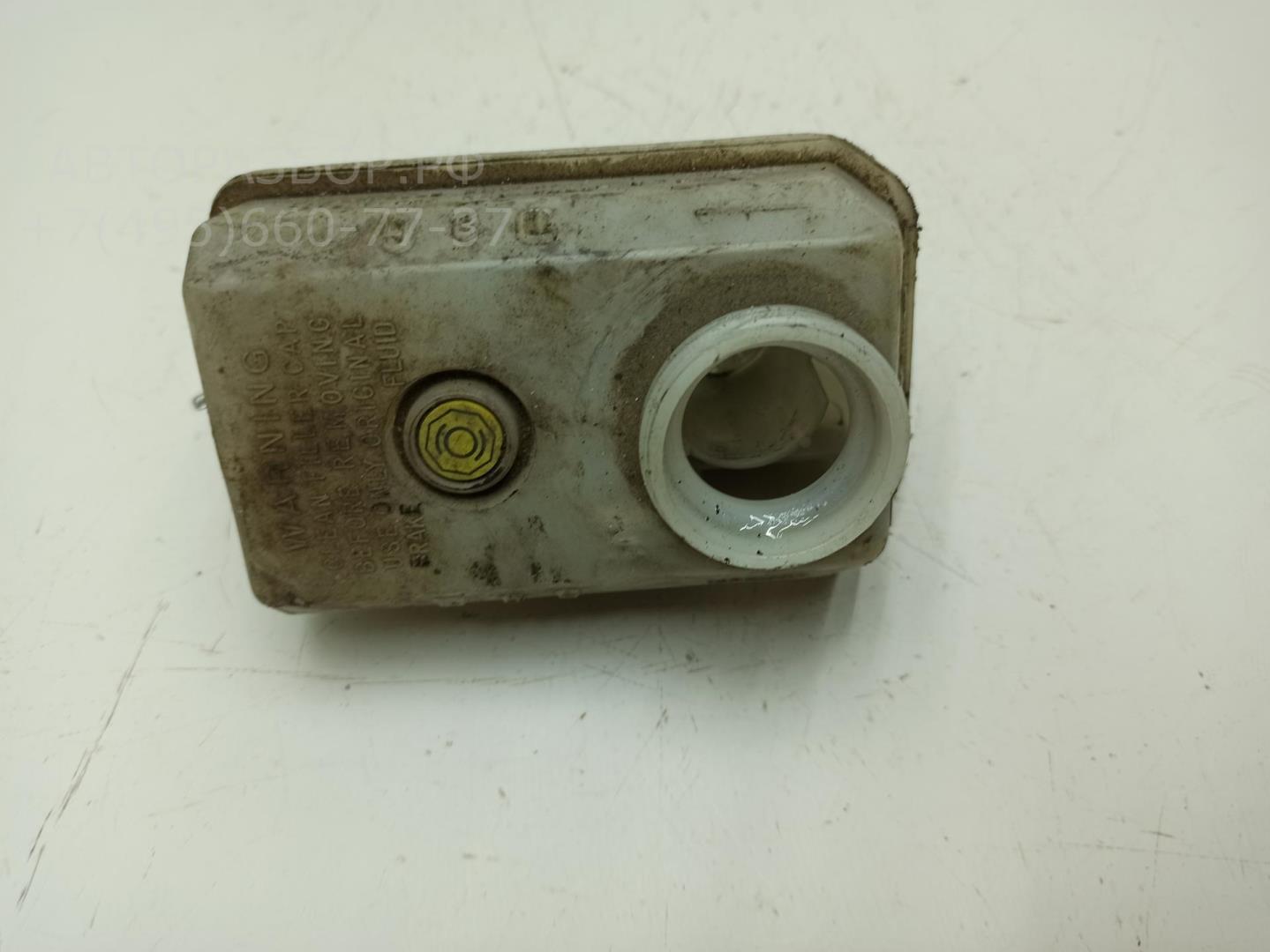 Бачок главного тормозного цилиндра