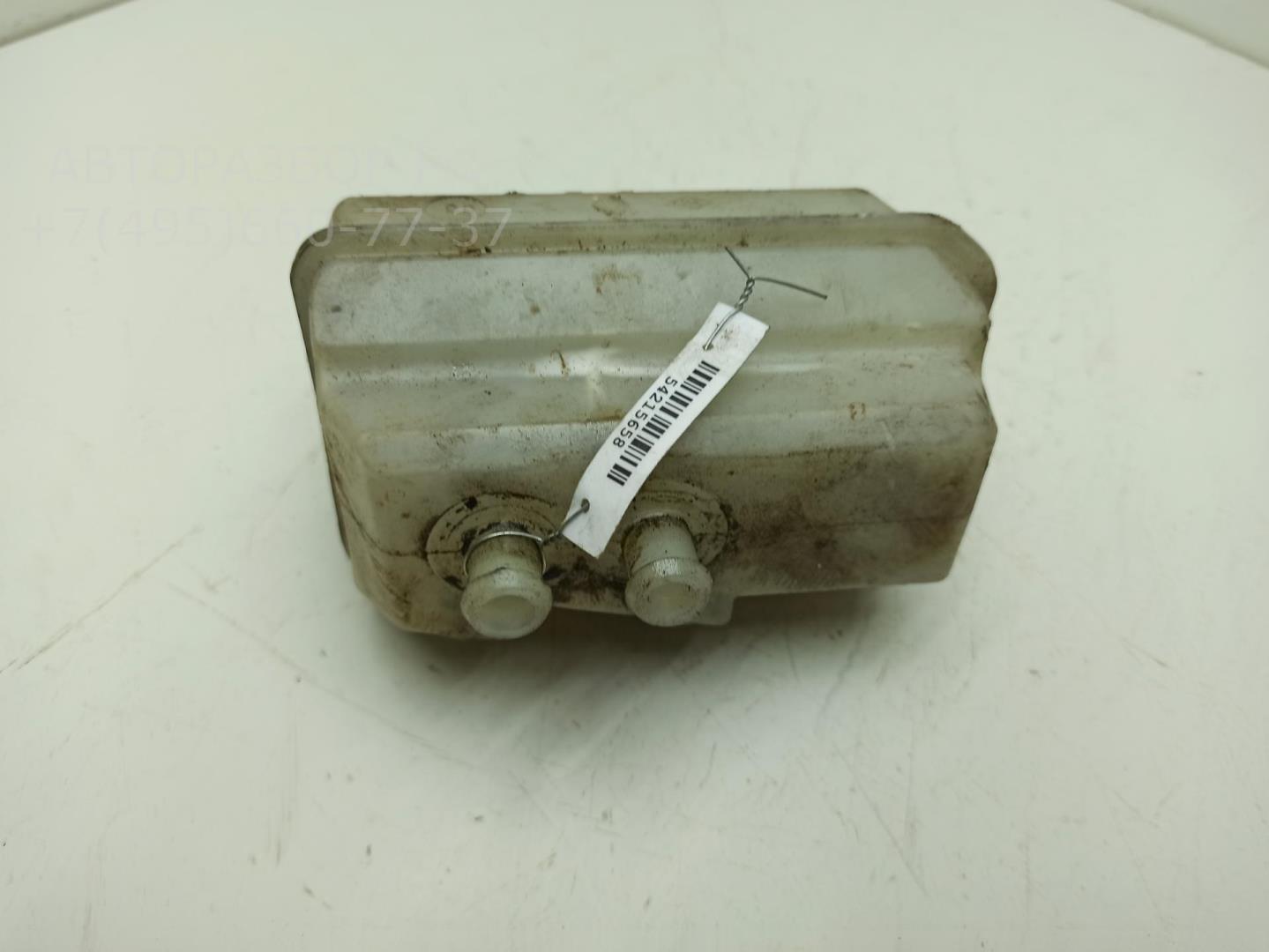 Бачок главного тормозного цилиндра