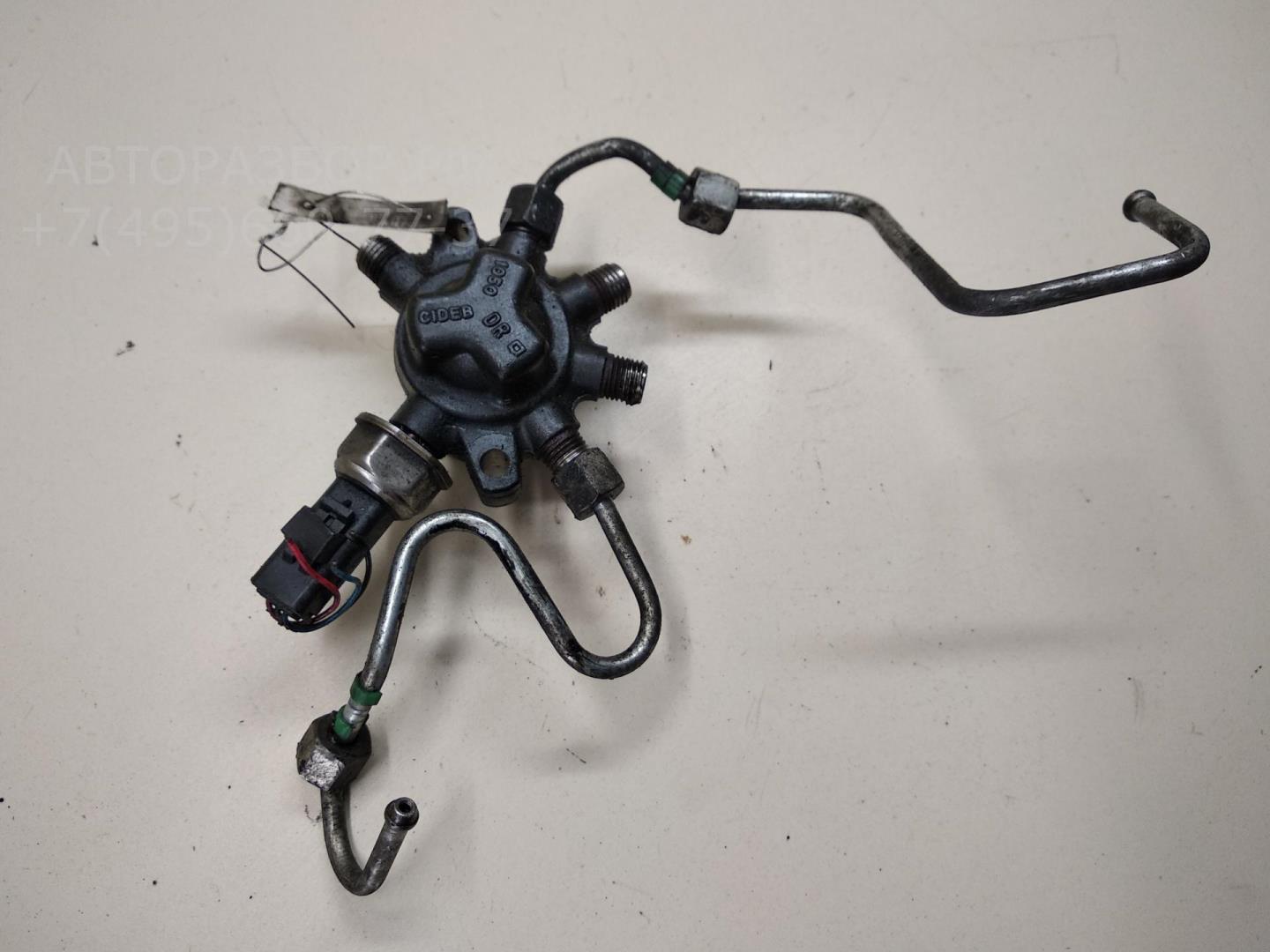 Рейка топливная (рампа)