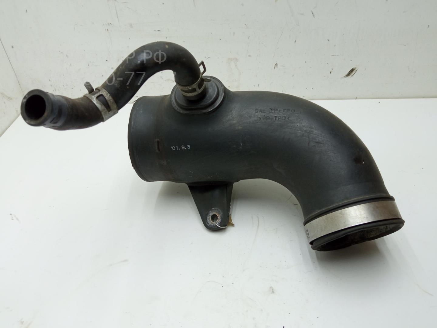 Патрубок воздушного фильтра