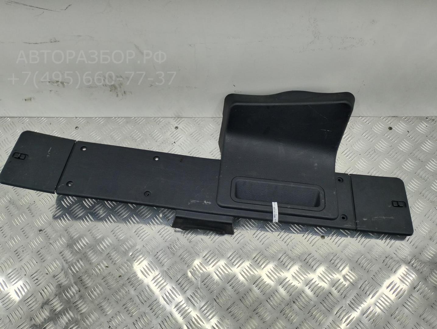 Накладка крышки багажника