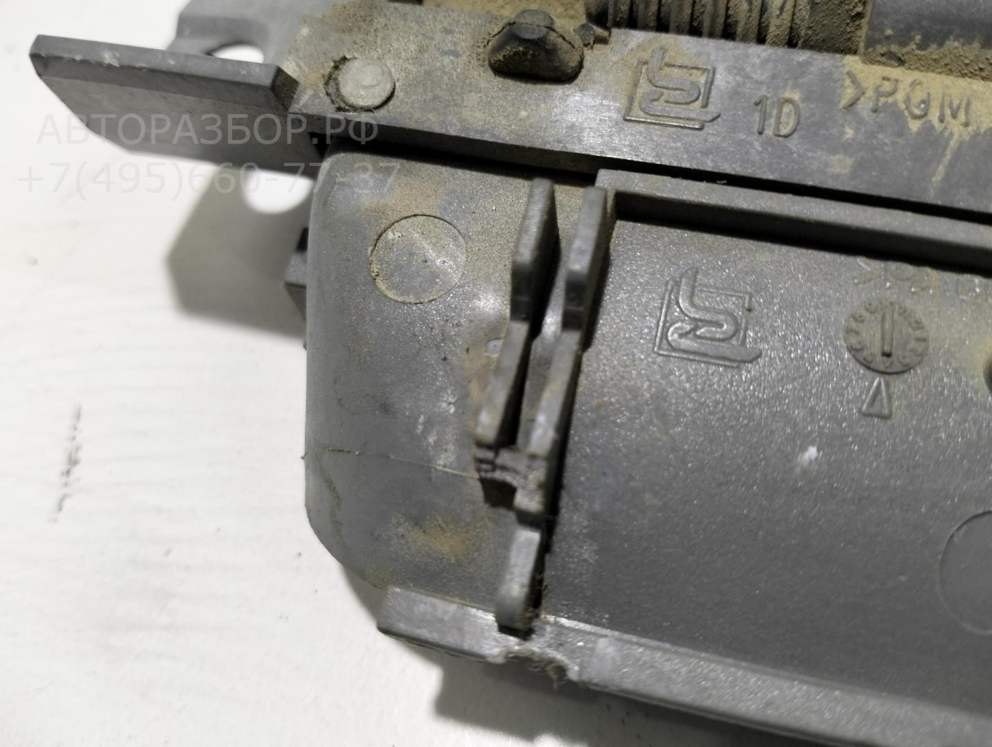 Ручка двери задней внутренняя правая