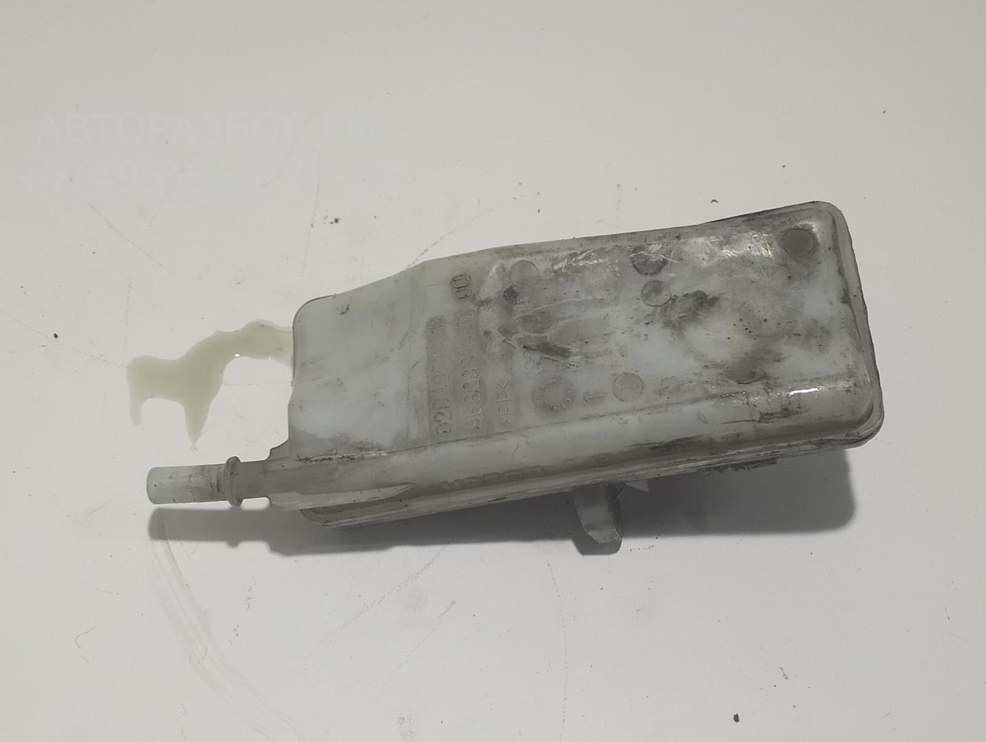 Бачок главного тормозного цилиндра