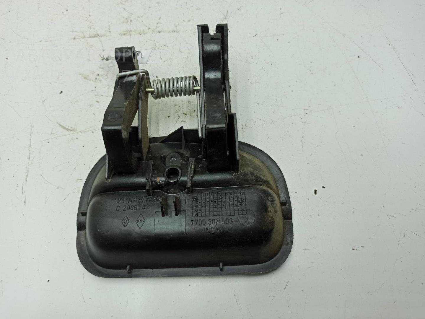 Ручка двери задней внутренняя правая