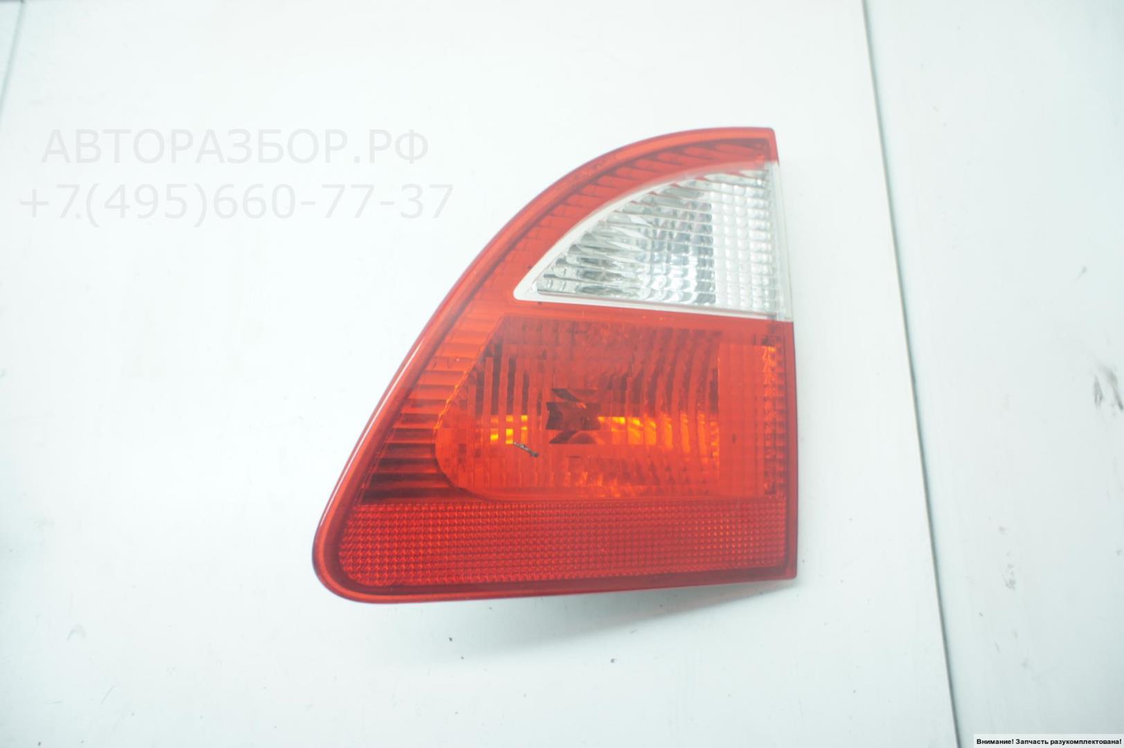 Фонарь задний внутренний правый