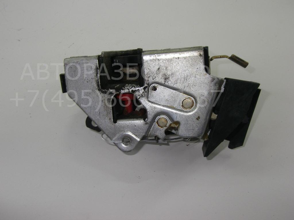 Замок двери задней левой