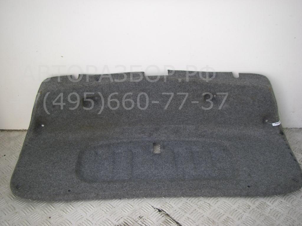 Обшивка крышки багажника