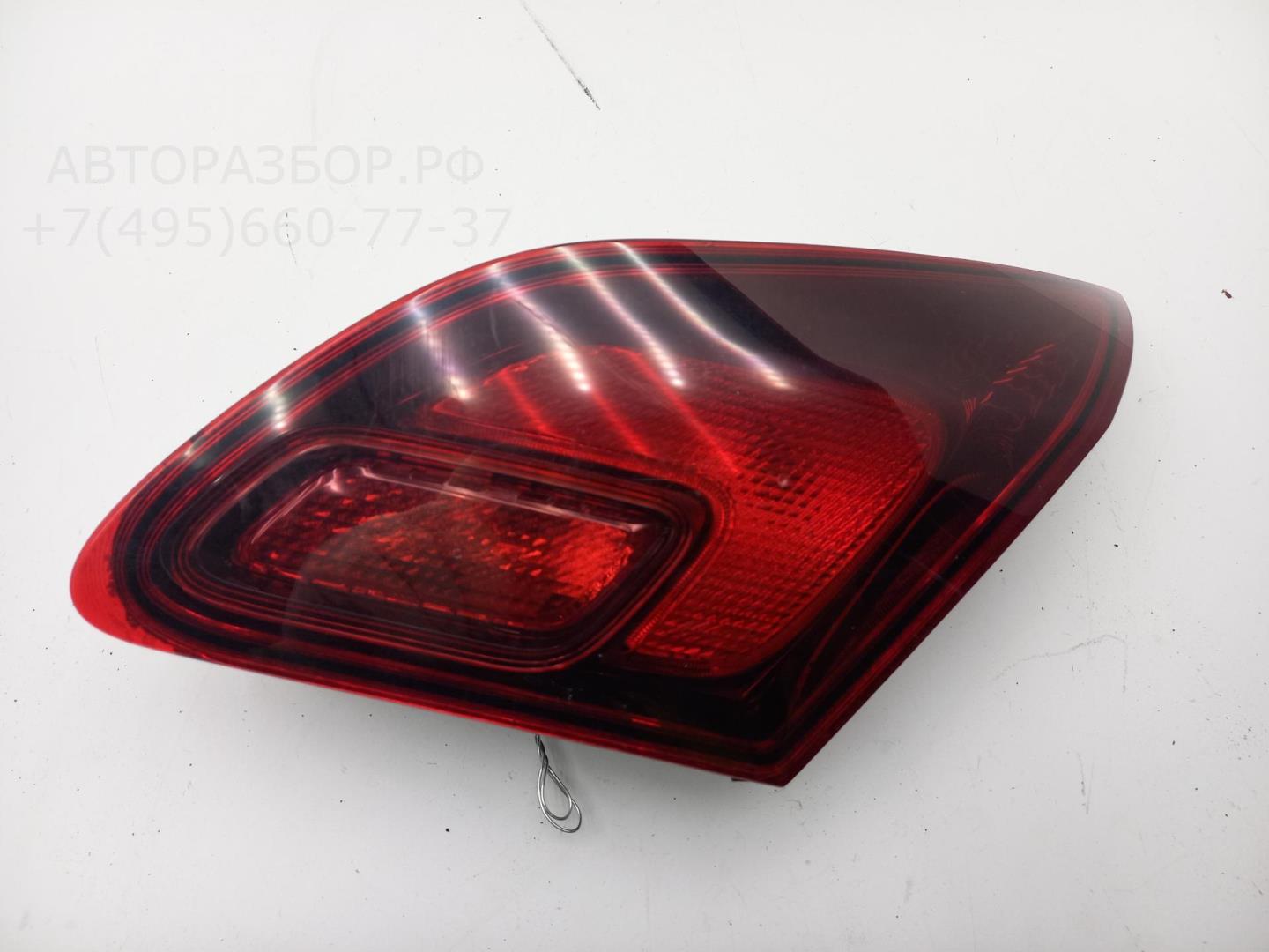 Фонарь задний внутренний правый