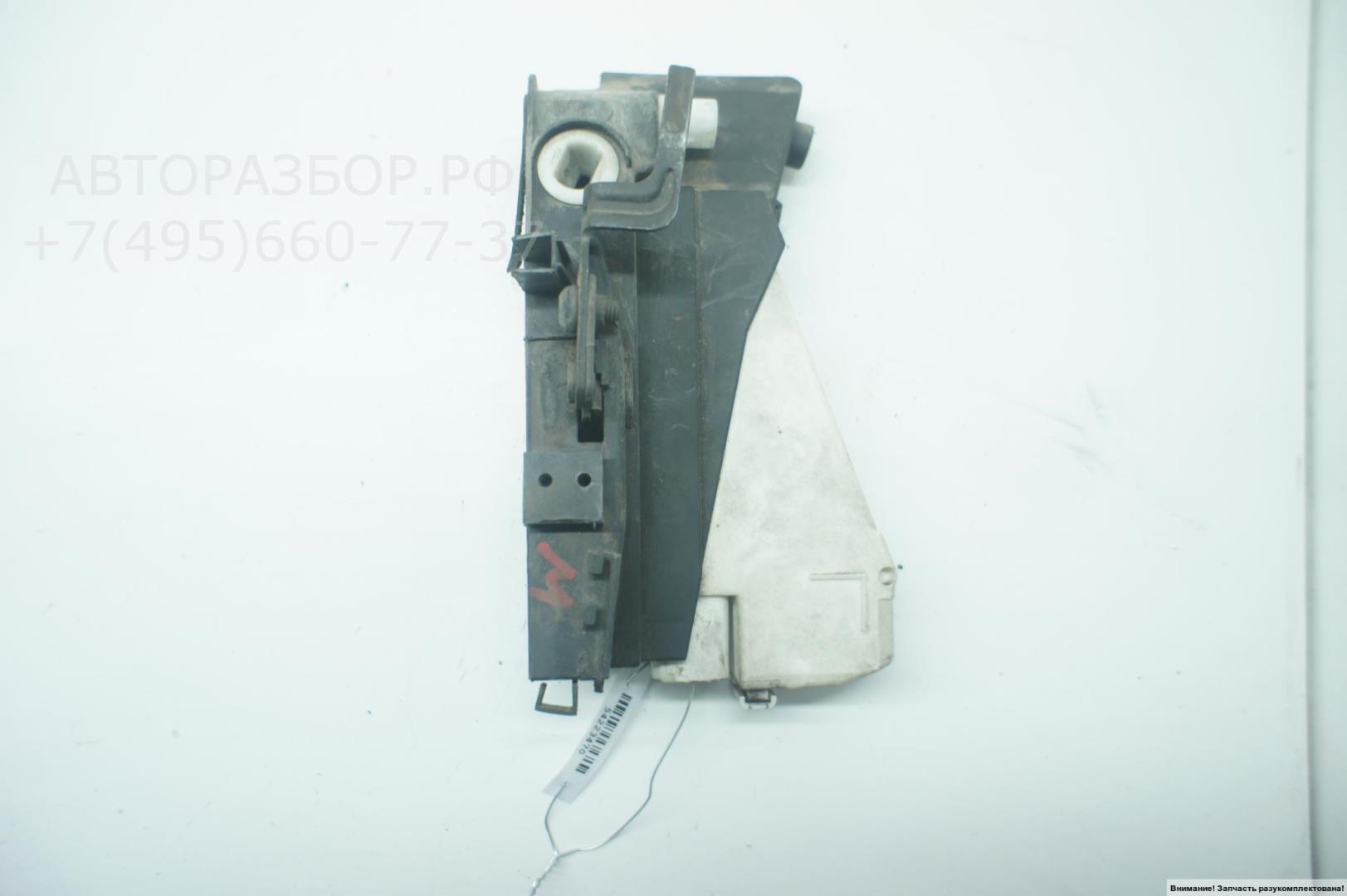 Замок двери передней правой