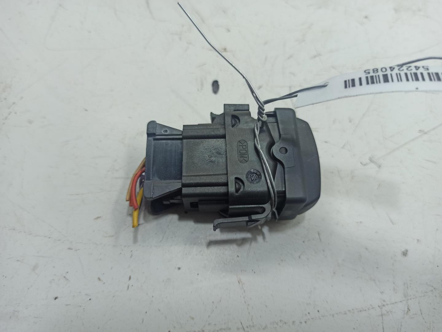 Кнопка центрального замка