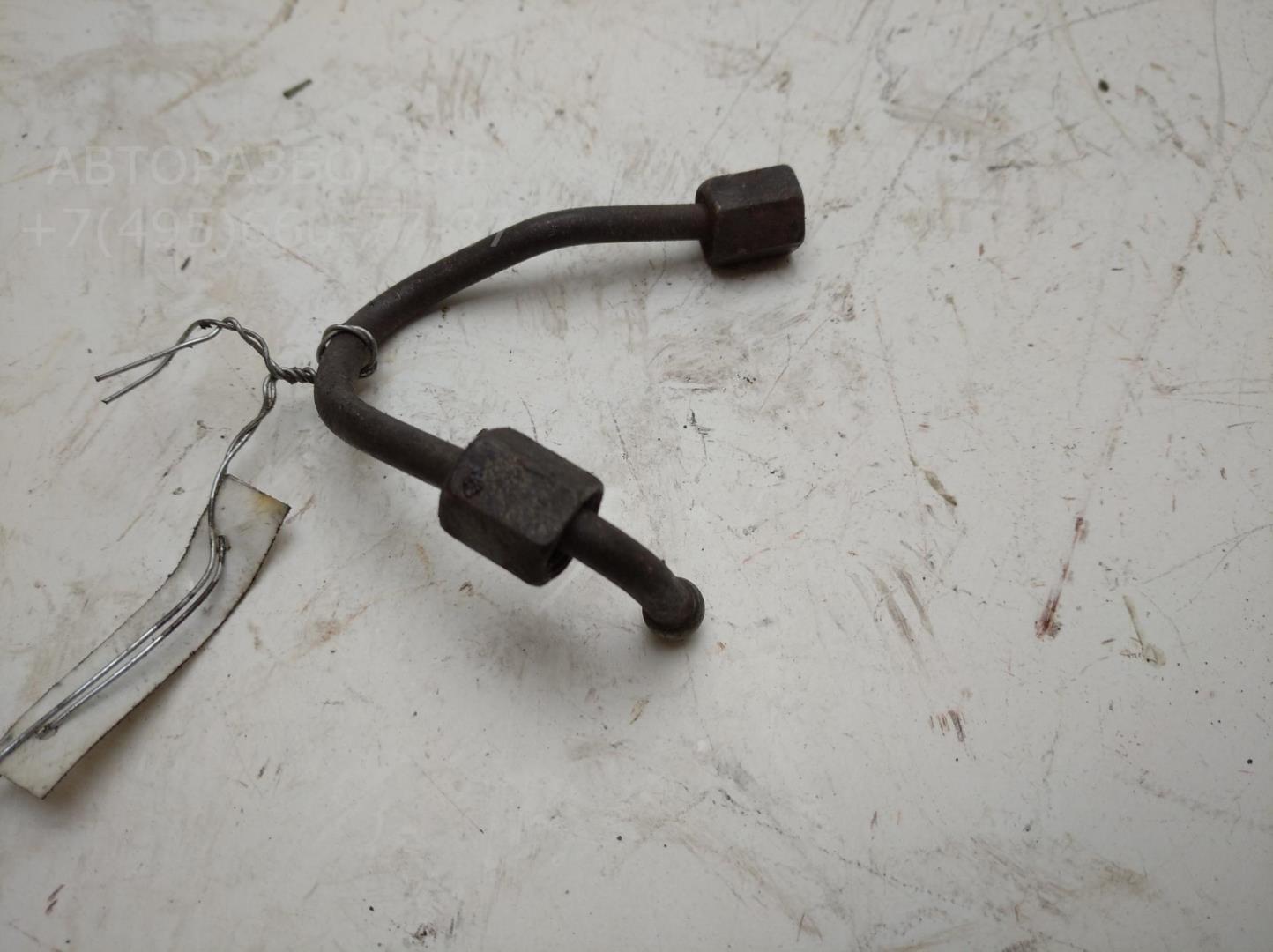 Трубка топливная